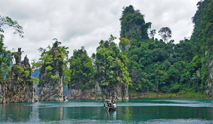 lago-de-khao-sok-tailandia embalse-de-khao-sok-tailandia