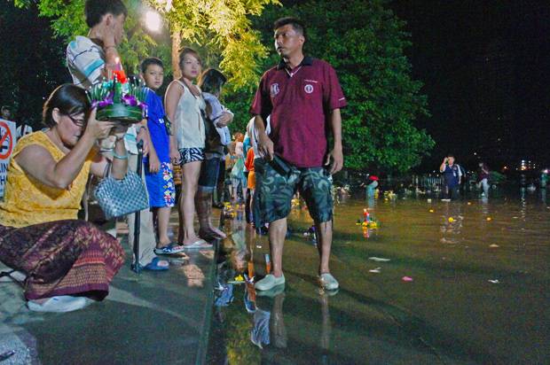Loi-krathong-4