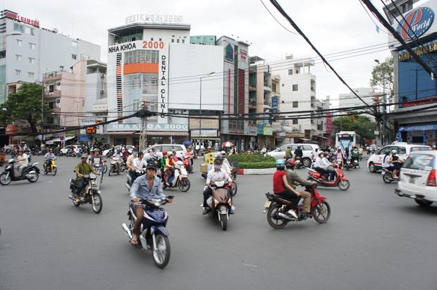 Motos en una rotonda Motos en una rotonda de Ho chi minh