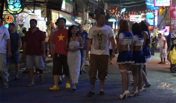 chicas-esperando chicas-esperando