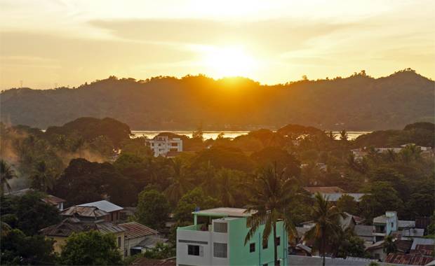 Puesta-de-sol-en-Pyay Puesta-de-sol-en-Pyay