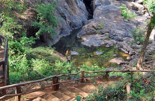 Mae-Hong-Son-riachuelo Mae-Hong-Son-riachuelo