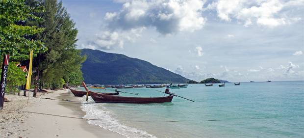 Sunrise-Beach-en-Koh-Lipe Sunrise-Beach-en-Koh-Lipe