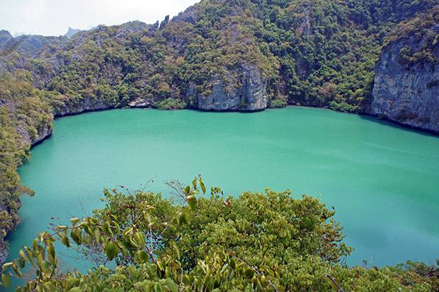Lago-Thale-Nai-de-Ang-Thong