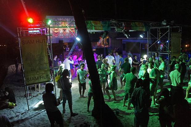 Fiesta-Lonely-Beach-2 Fiesta-Lonely-Beach-2