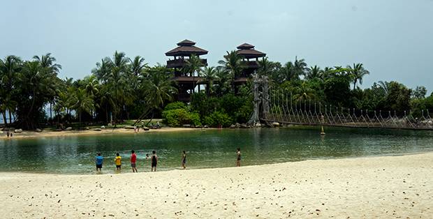 Playa-de-Sentosa-peque