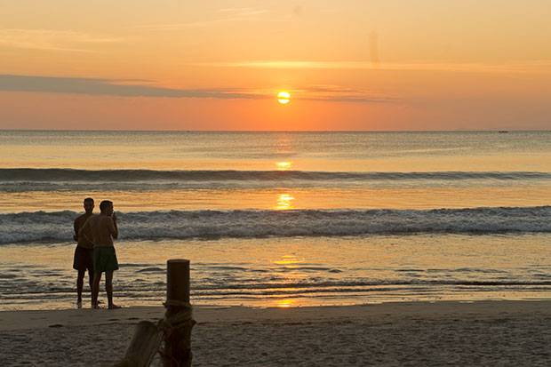 Puesta-de-sol-en-Ao-yai-2