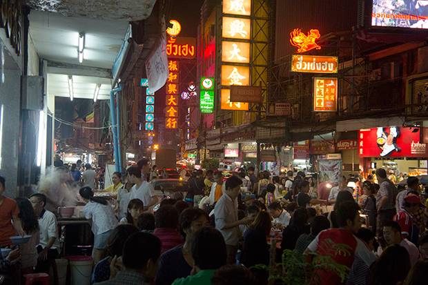 Gente Cenando Chinatown Bangkok