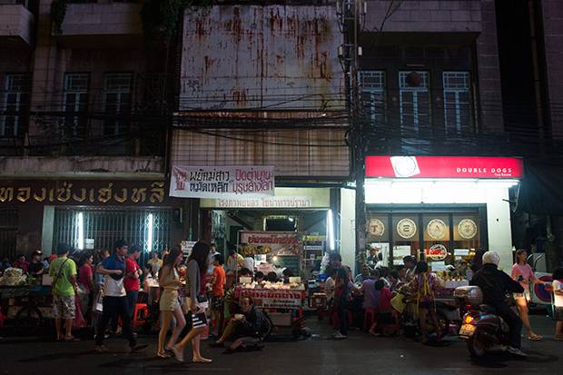 Tiendas en Chinatown Bangkok