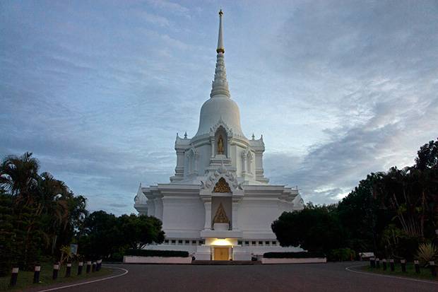 Chedi-Phra-Borommasaririkkathat Chedi-Phra-Borommasaririkkathat
