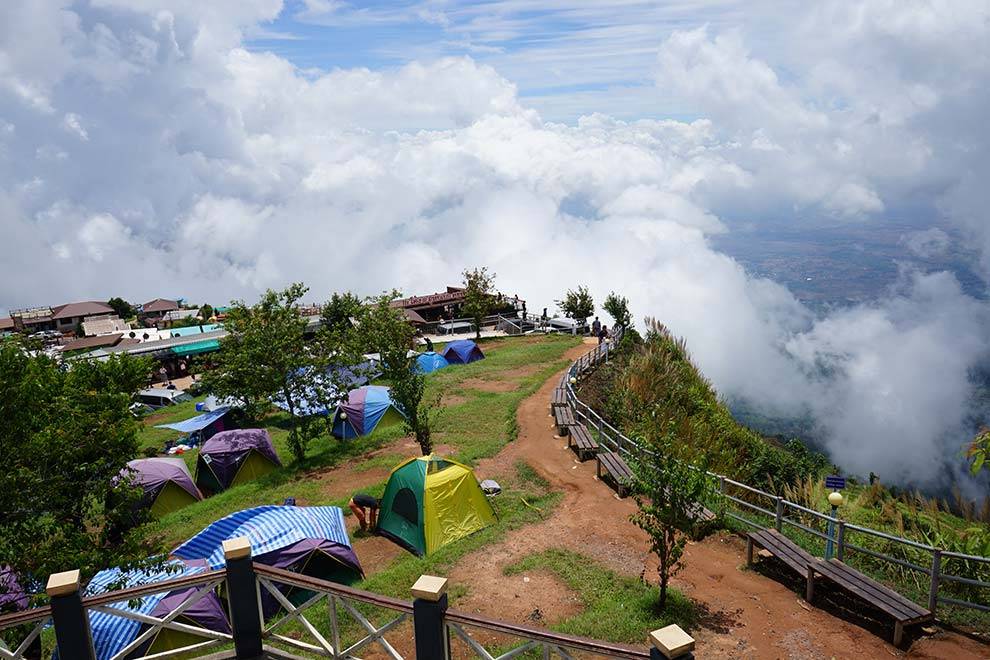 TIendas de campaña en phu thap boek