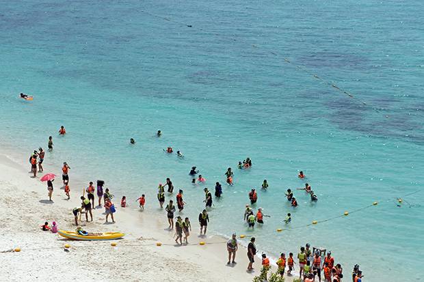 Tailandeses-en-la-playa