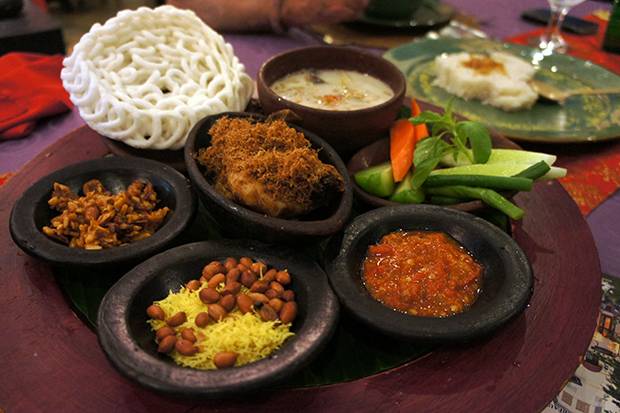 Plato-típico-de-Indonesia