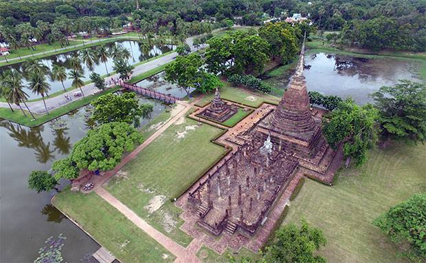 Ruinas-de-Sukhothai