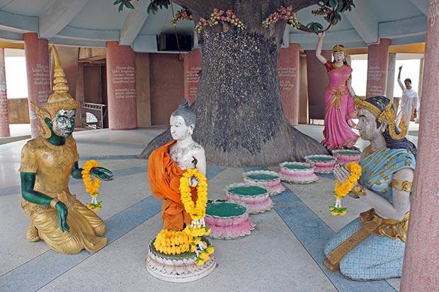 Escena del nacimiento de Buda