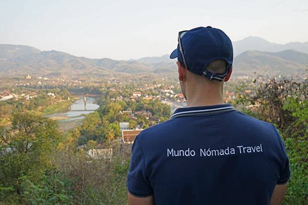 Pol de Mundo Nomada en el monte