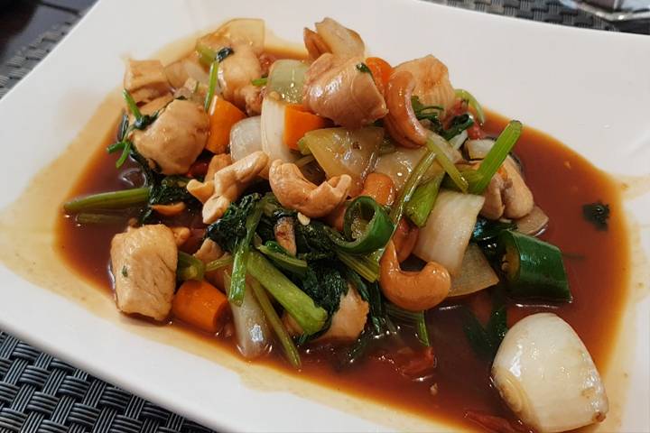 Kai Pad Med Mamuang en Bangkok Kai Pad Med Mamuang