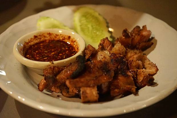 Tong Tem Toh (ต๋อง เต็ม โต๊ะ) Tong Tem Toh (ต๋อง เต็ม โต๊ะ)