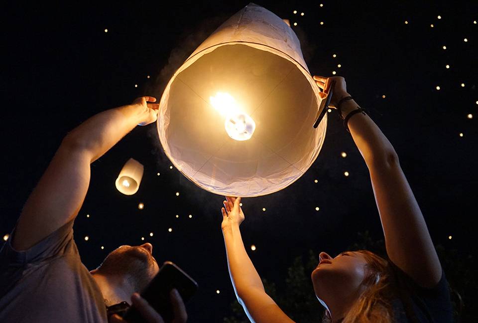 Haciendo volar la linterna Linterna volante