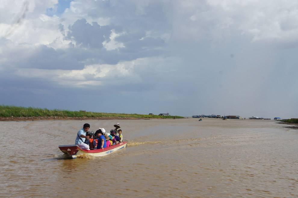 El lago Tonle Sap de Siem reap Lago de Camboya