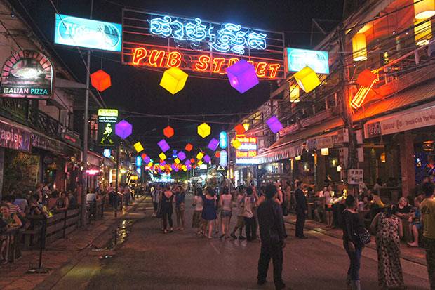 La Pub Street de Siem Reap, la calle de la noche