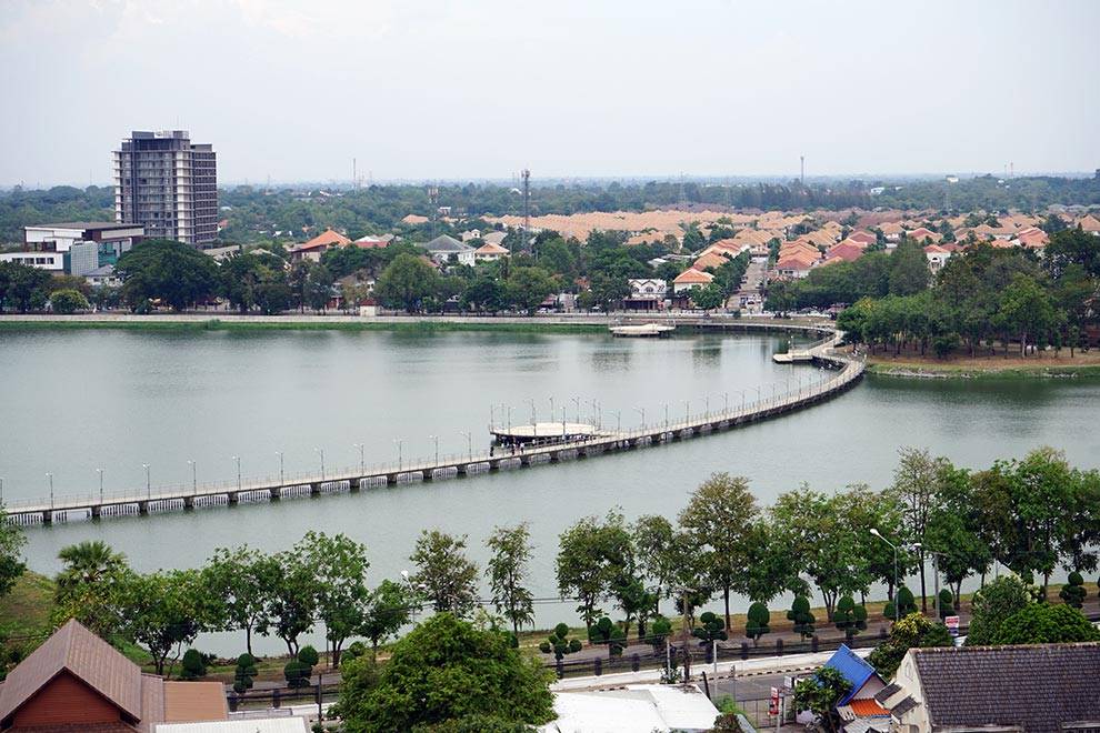Vistas de Khon Kaen desde el templo