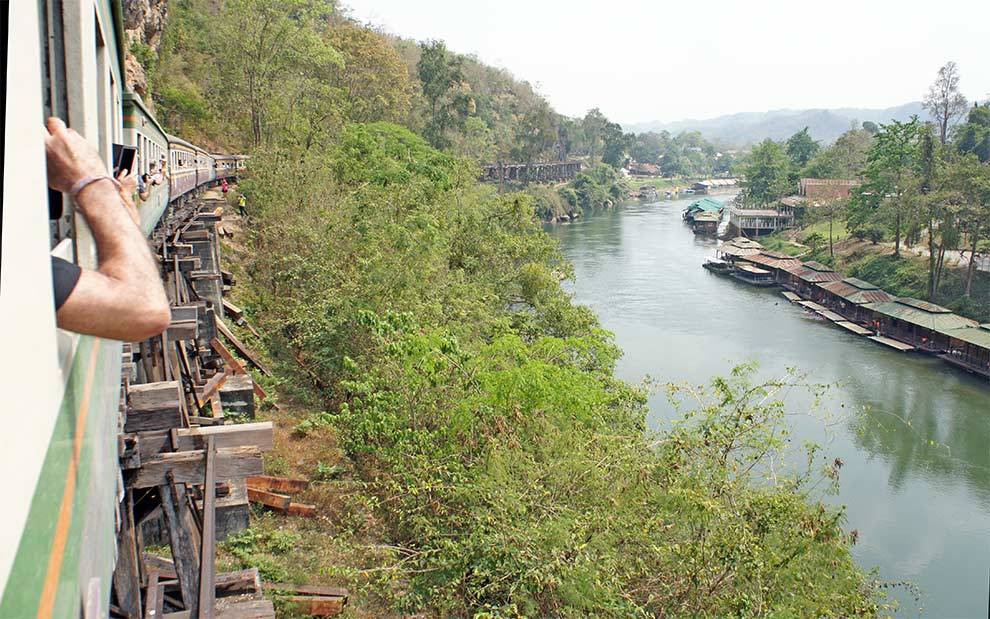 Tren en Kanchanaburi