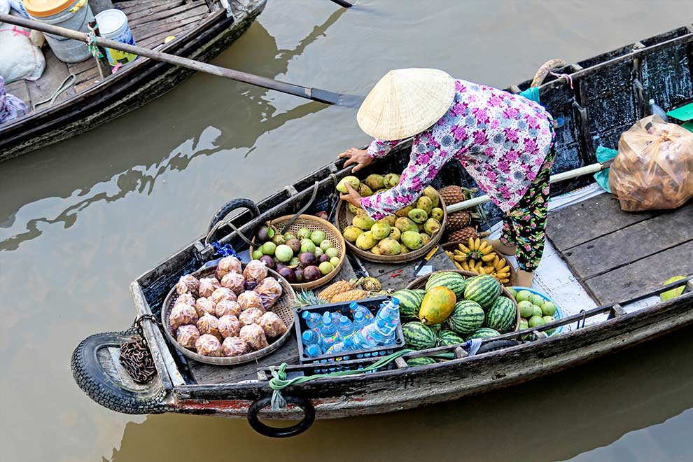 Vietnam cuenta con algunos mercados flotantes Mercado Flotante de Phong Dien