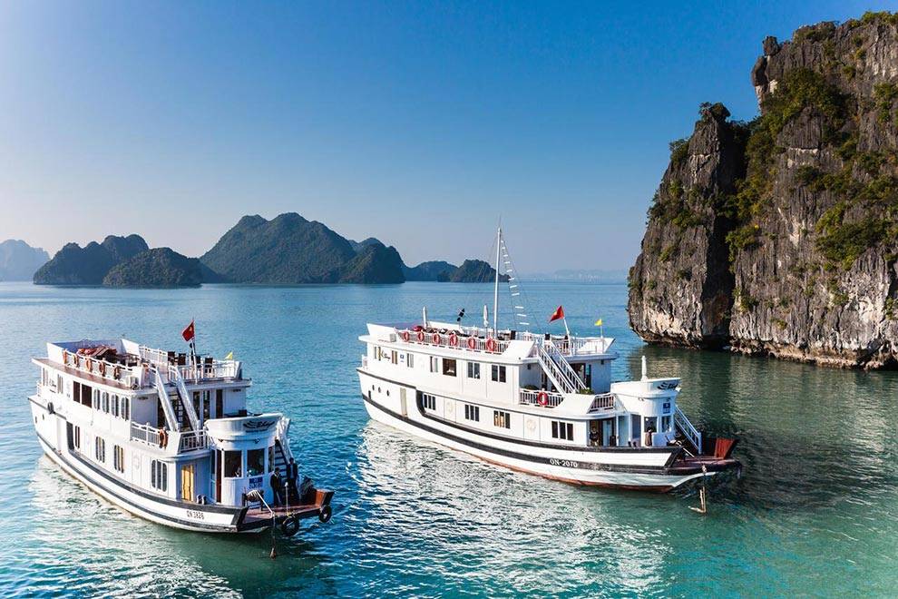 Cruceros de la Bahía de Ha Long