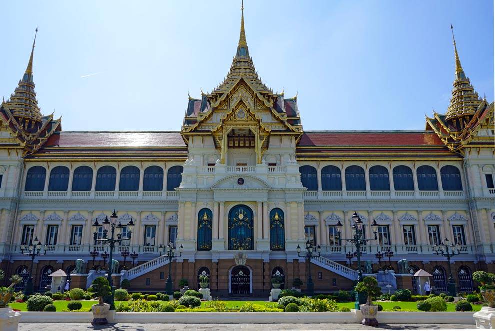 El Palacio tiene un estilo europeo tailandés Chakri-Maha-Prasat-Palacio