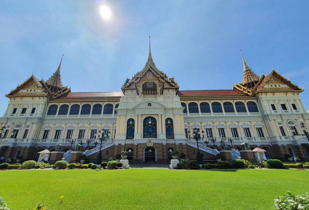 El Chaki Maha Prasat es de estilo europeo y tailandés Chakri-Maha-Prasat