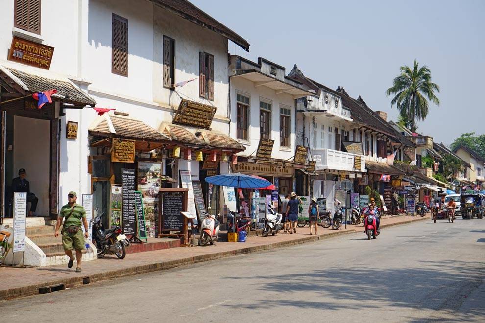 Calle turística de Luang Prabang Calle de Luang Prabang