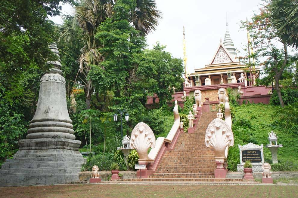 Templo famoso en Phnom Penh, la capital de Camboya Templo de Phnom Penh