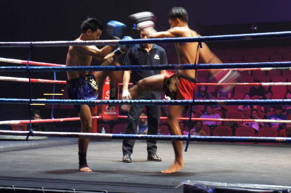 Combate de Muay Thai en Bangkok Combate de Muay Thai