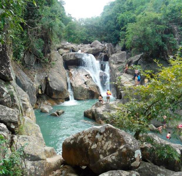 Cascada de Nha Trang La famosa cascada Ba Ho de NHa Trang en Vietnam