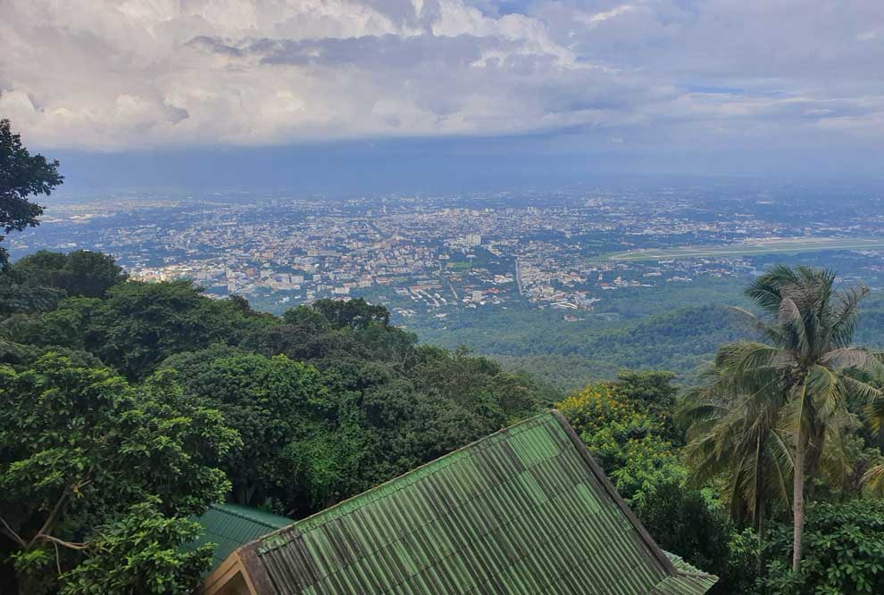 doi suthep Subiendo al Doi Suthep andando