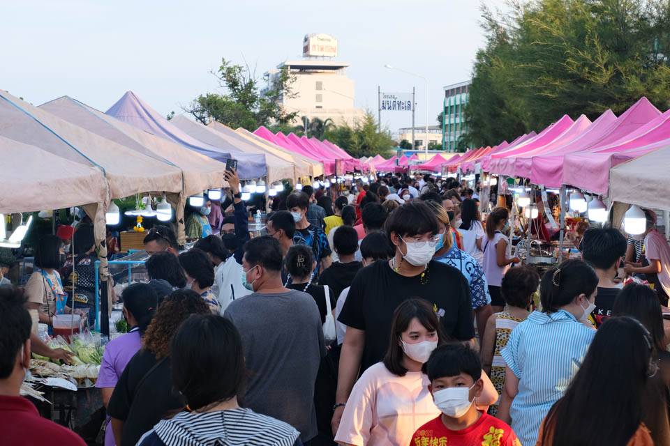 Mercado Mercado nocturno de PRachuap