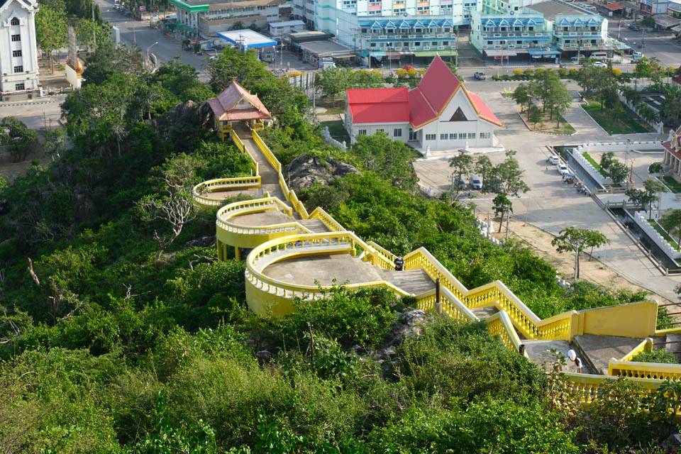 Wat-Thammikaram Escaleras del templo de los monos