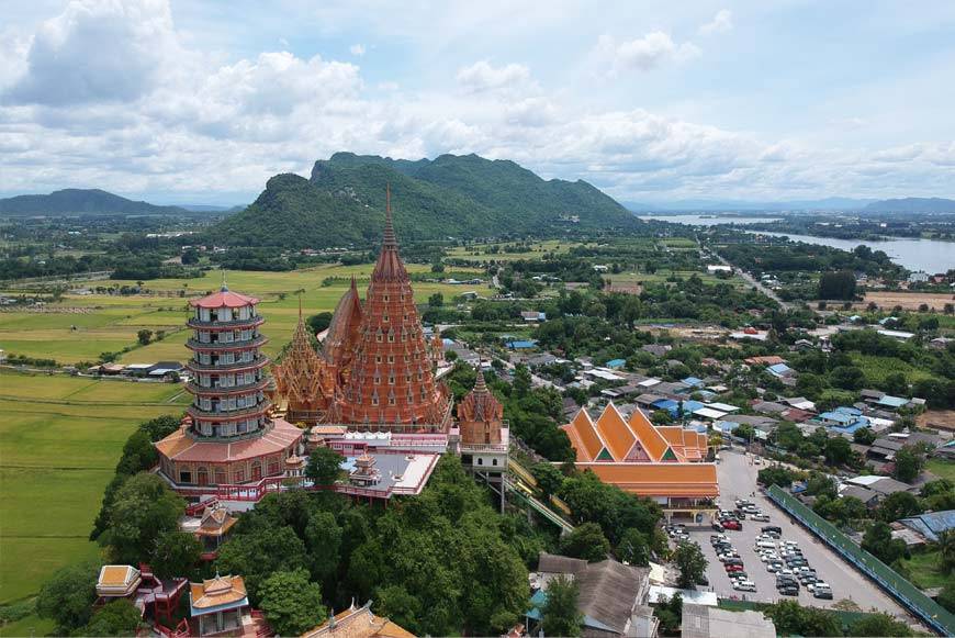 Kanchanaburi Campos de Kanchanaburi