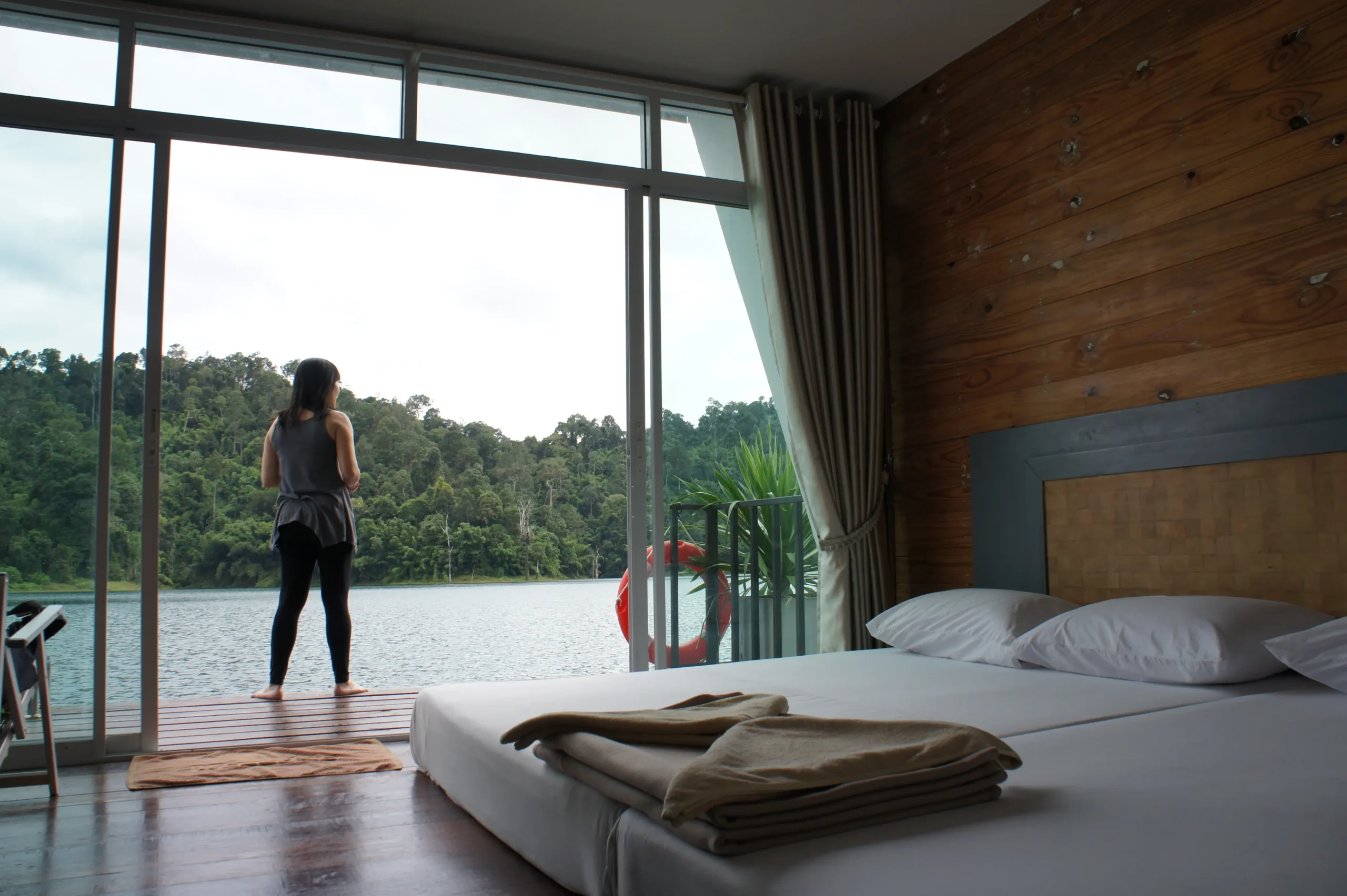 cabañas flotantes Khao Sok