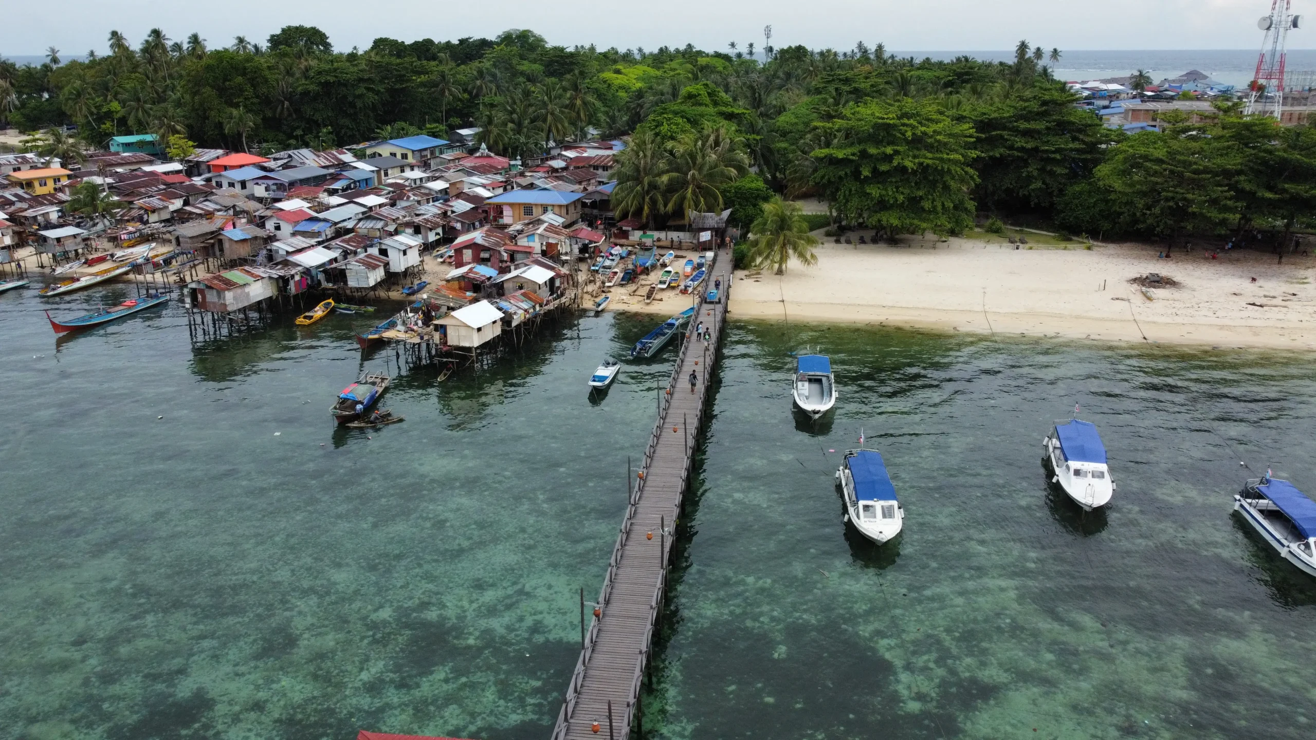 Mabul, Borneo